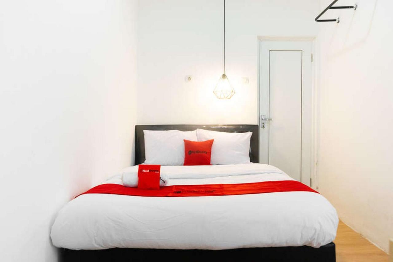 Reddoorz Near Sam Poo Kong 3 Semarang Hotel Eksteriør billede